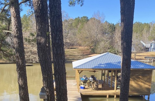 Eatonton House | Little Slice of Heaven on Lake Sinclair