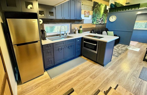 Hurdle Mills Cottage | Little Woods Loop