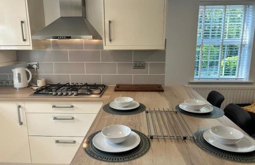 Churchtown Apartment | Littleton Manor Apartment near Southport with free parking