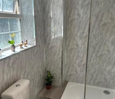 Churchtown Apartment | Littleton Manor Apartment near Southport with free parking