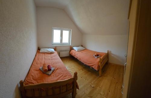 Canton 10 House | Livanjsko Polje Cottage #14