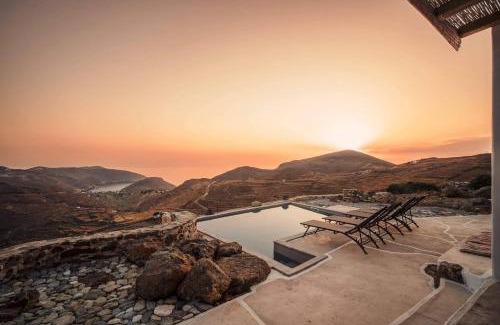 Serifos Villa | Livas Residence