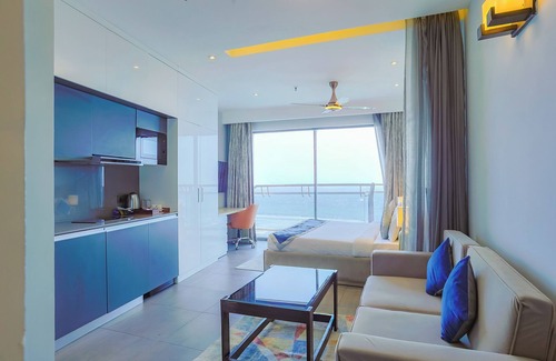 Noida Hotel | Livbox Hotel at Supernova