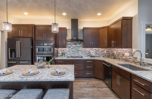 Coeur d'Alene House | Live and Play in Coeur d Alene! Excellent location to downtown and recreation