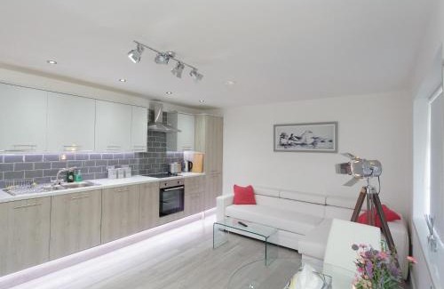 Leeds Apartment | Live in Leeds Greenhill Bungalows