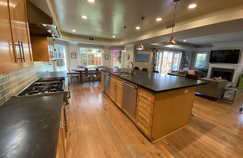 Sunset Park House | Live in luxury, even if you have kids - new construction, 5br, 4.5ba, 3600 ft