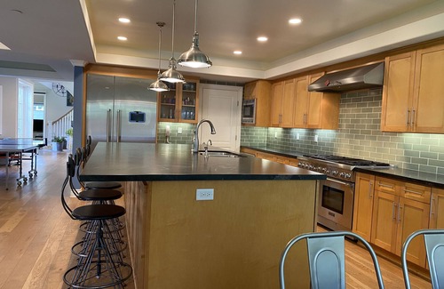 Sunset Park House | Live in luxury, even if you have kids - new construction, 5br, 4.5ba, 3600 ft