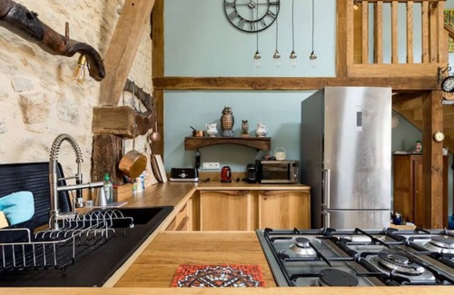 Tremolat House | Live like a local in the Dordogne Valley! Castles, gourmet food, wine & history