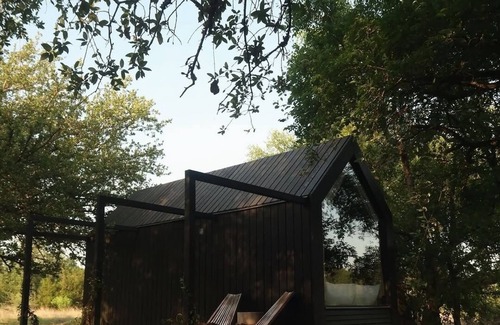 Round Mountain Cabin | Live Oak Cabin at NowHere