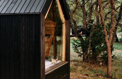 Round Mountain Cabin | Live Oak Cabin at NowHere
