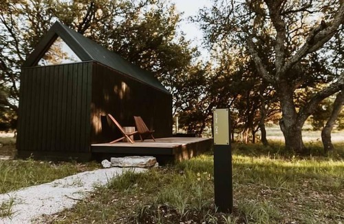 Round Mountain Cabin | Live Oak Cabin at NowHere