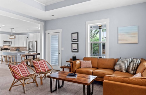 Oak Island Villa | Live Oak Villa~ OKI Family Focused Beach Retreat ~King Primary w/Ensuite