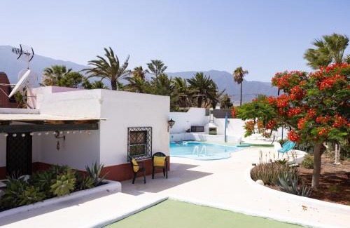 Malpais de Guimar House | Live Socorro Juan Fu rural piscina en servicio hasta mayo