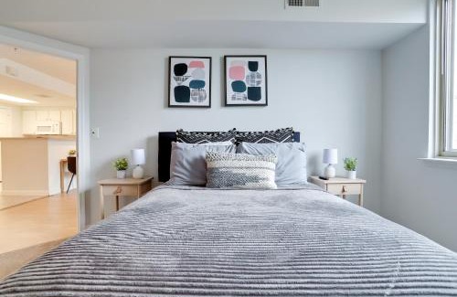 Ballston Apartment | Live the Arlington Experience in The Perfect Apartment!