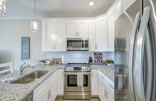 Old Hickory House | Live your best Lake Life in NASH! Old Hickory Lake