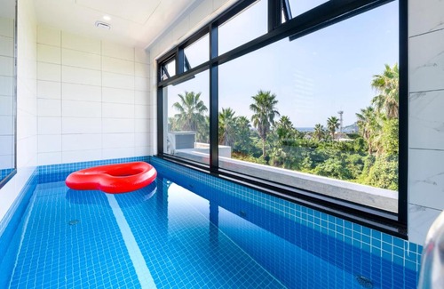 Hallim House | Liverpool & Spa