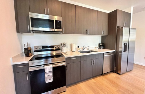Point Loma Heights Apartment | Lives like a hotel but with full kitchen, laundry, parking, patio, pet friendly