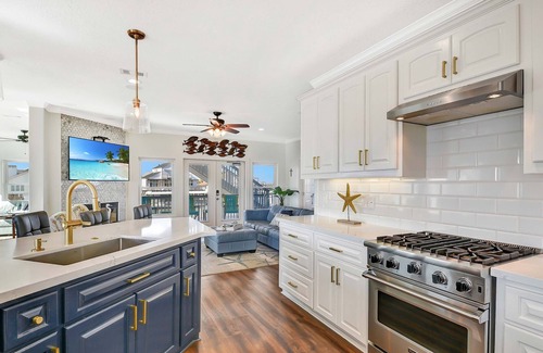 Jamaica Beach House | Livin' the Dream | Canal, Pool, Hot Tub, Tiki Hut!
