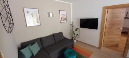 Sautens Apartment | Living Apartment Maurer