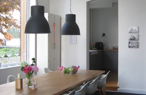 Brilon Apartment | Living in a renovated 1907 town house with garden and pool