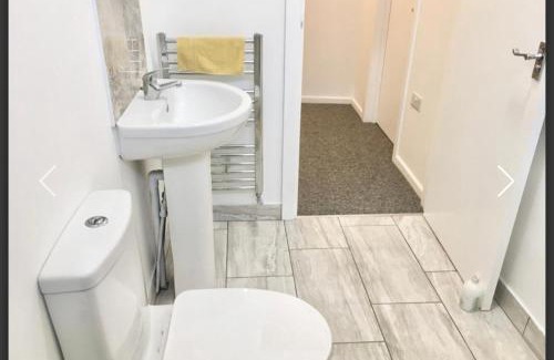 Ashford House | Living Stone 1 Room