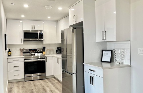 Calgary House | Livingston Gem: 5BR Home with Chef's Kitchen