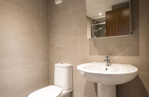 Livingston Hotel | Livingston Lodge Hotel