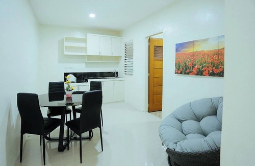 Angeles City Hotel | Ljenj Apartelle