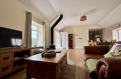 Boncath House | Llaethdy - The Dairy