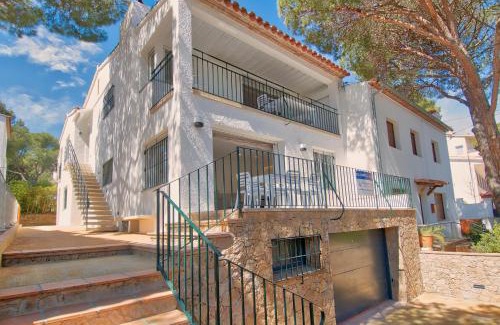 Llafranc Apartment | Llafranc Centre, Totally Refurbished