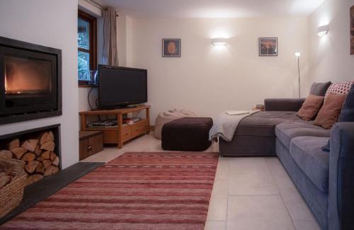 Fishguard House | Llais Afon - 3 Bedroom Holiday Home - Fishguard