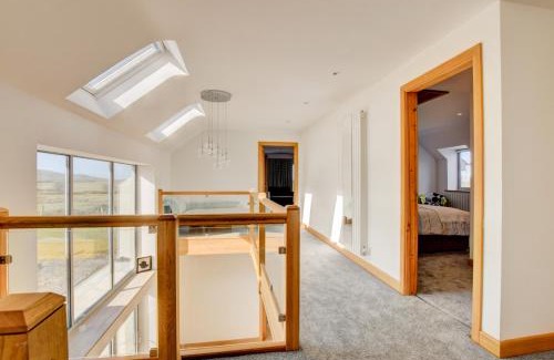 Llanddeusant Apartment | Llanddygfael Hir