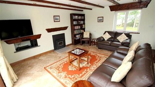 Llanrhidian House | Llanelen Farm Sleeps 4