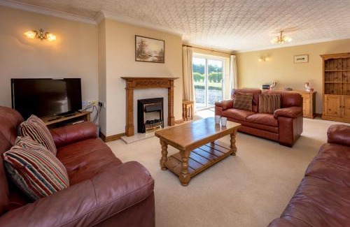 Garn Fadryn House | Llecyn