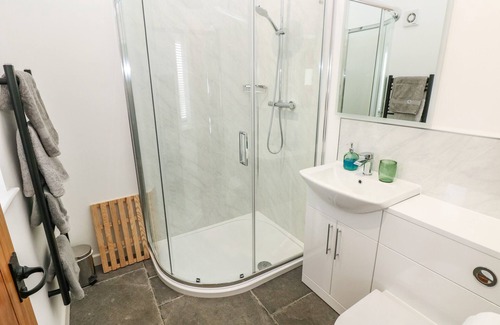 Monknash Cottage | LLETY CARIAD - 2 PLOUGH & HARROW, pet friendly in Llantwit Major