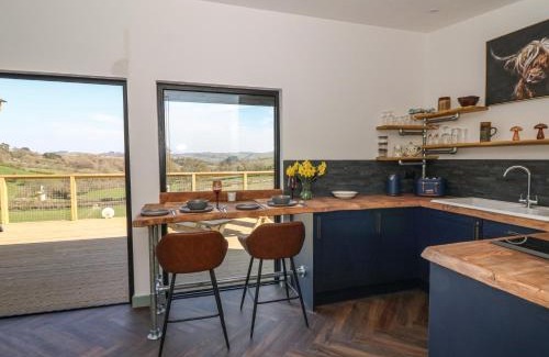 Llanddewi Ystradenny House | Llety Cariad