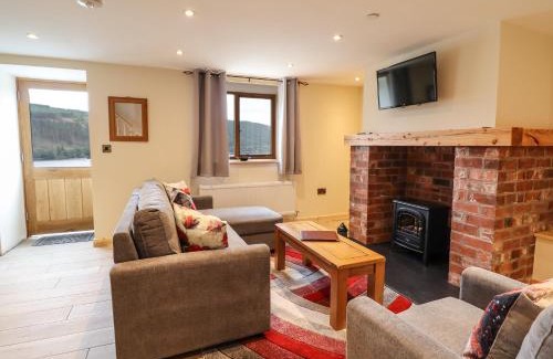 Llanwddyn House | Llety Dewi