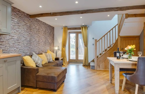Llanycil House | Llety Llew Coch in the beautiful Bala
