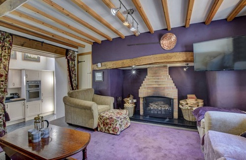 Llandudno Junction House | Llety'r Bryn - Four Bedroom House, Sleeps 8