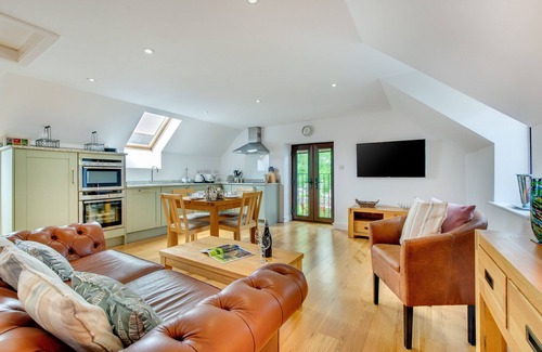 Bodorgan House | Llofft Marian - Two Bedroom House, Sleeps 4