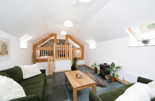 Dolgellau House | Lloft Crog