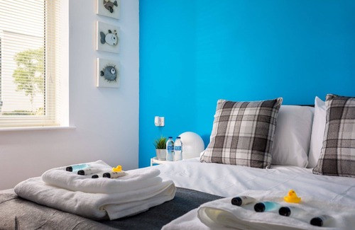 Cheltenham Apartment | Lloyd Close Cheltenham and Town Centre