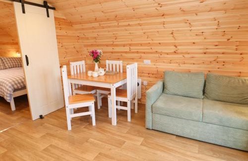 Penzance House | Lloyd