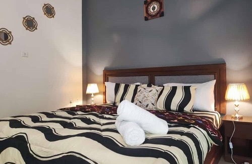 Kokrobite Hotel | Lloyds Beach Resort & Hotel
