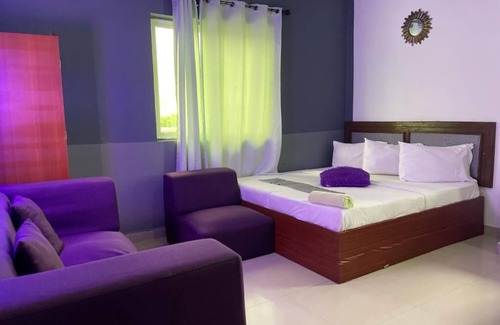 Kokrobite Hotel | Lloyds Beach Resort & Hotel