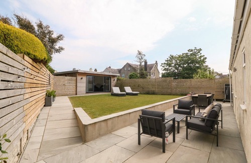 Edern Cottage | Llwyn Onn