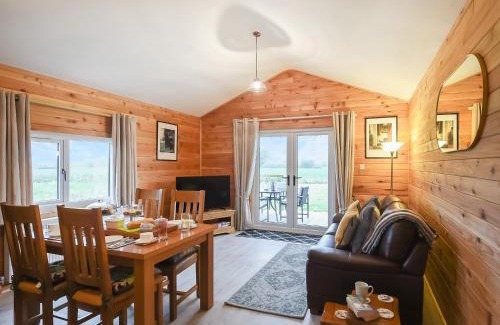Garthmyl House | Llwynog Lodge