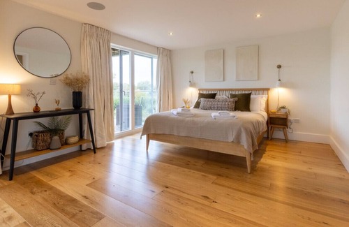 Cirencester Villa | Llyn View - HM122 - Lakeside Spa Holidays