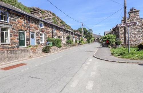 Beddgelert House | Llys Emrys