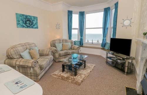 Penmaenmawr Apartment | Llys Madoc, First Floor Flat